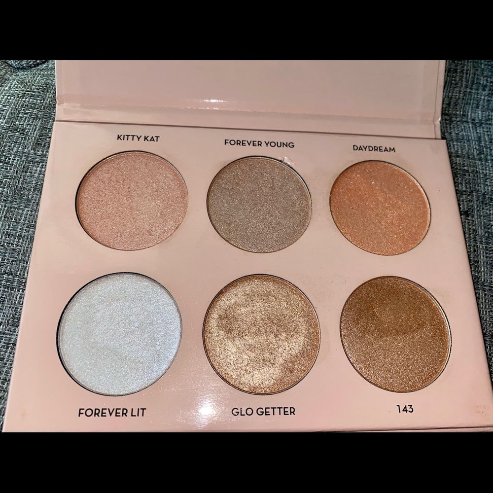 ABH X Nicole Guerriero Glow Kit